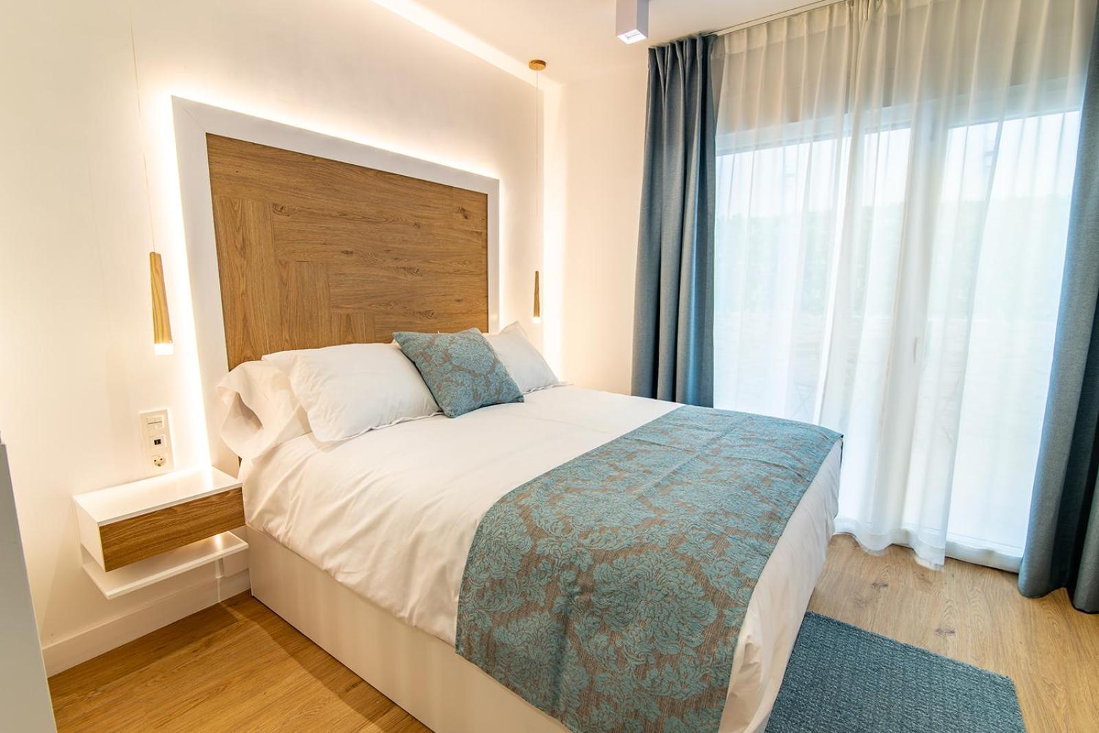 Mq Suites Veronica Valdepeñas Εξωτερικό φωτογραφία